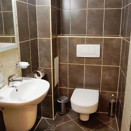 гардънс - Gardens בלצ'יק