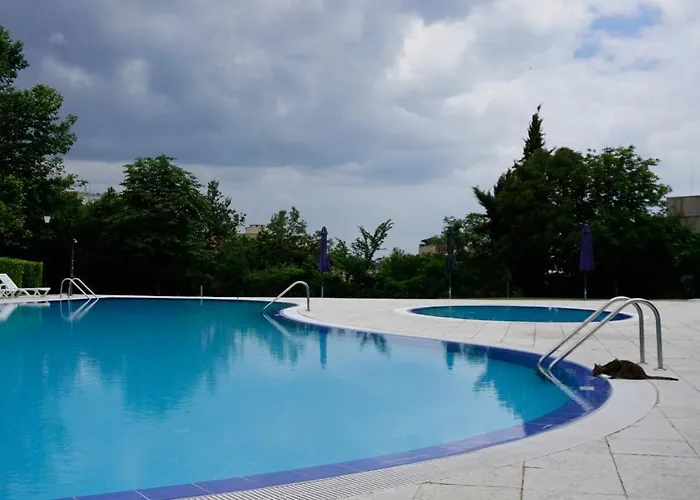 гардънс - Gardens