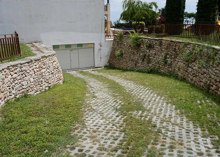 гардънс - Gardens Baltsjik