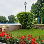 гардънс - Gardens بالشيك