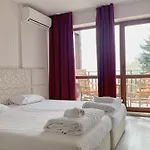 гардънс - Gardens * بالشيك