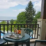 гардънс - Gardens * بالشيك