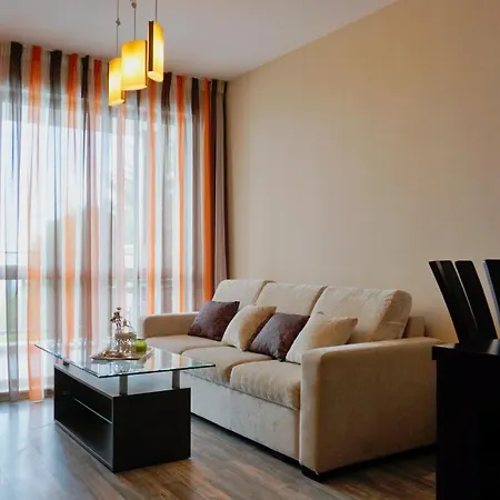 гардънс - Gardens Apartment