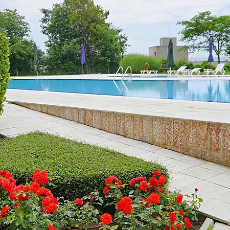 гардънс - Gardens *
