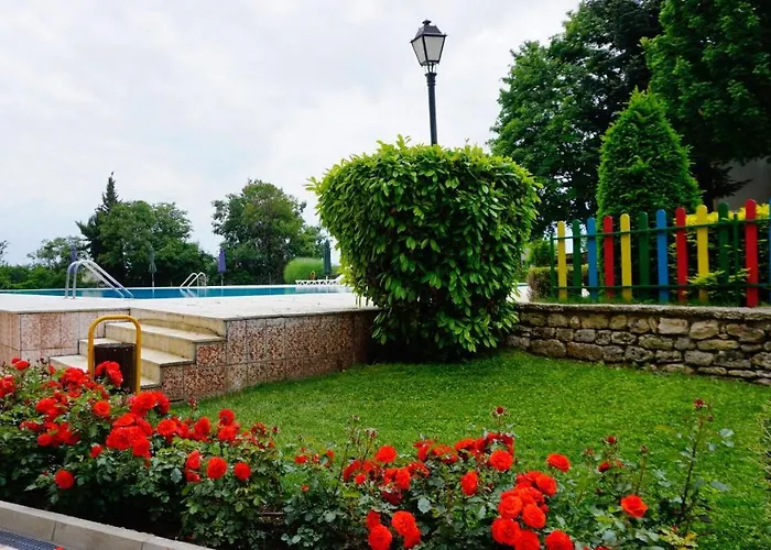 гардънс - Gardens Апартамент *